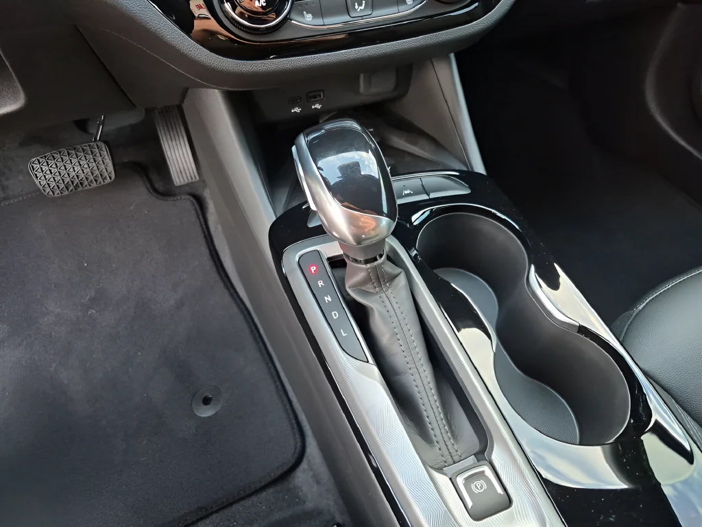 New 2026 Buick Envista Sport Touring, photo 32