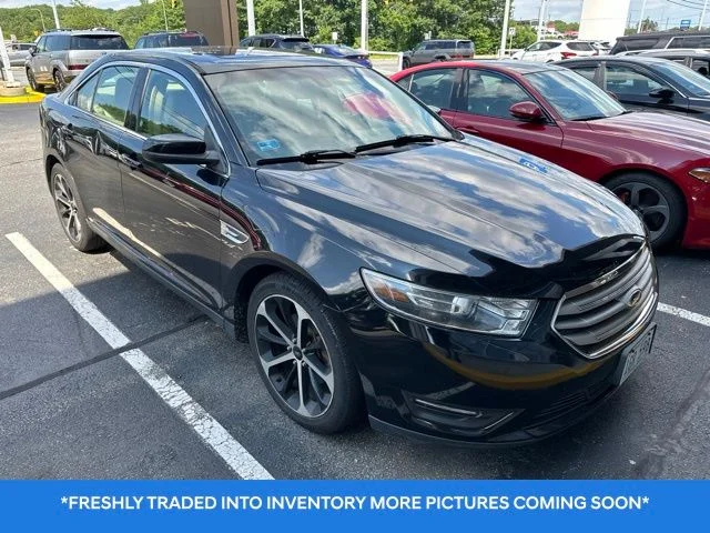 2016 Ford Taurus SEL
