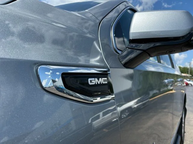2024 GMC Yukon XL SLT - Photo 18