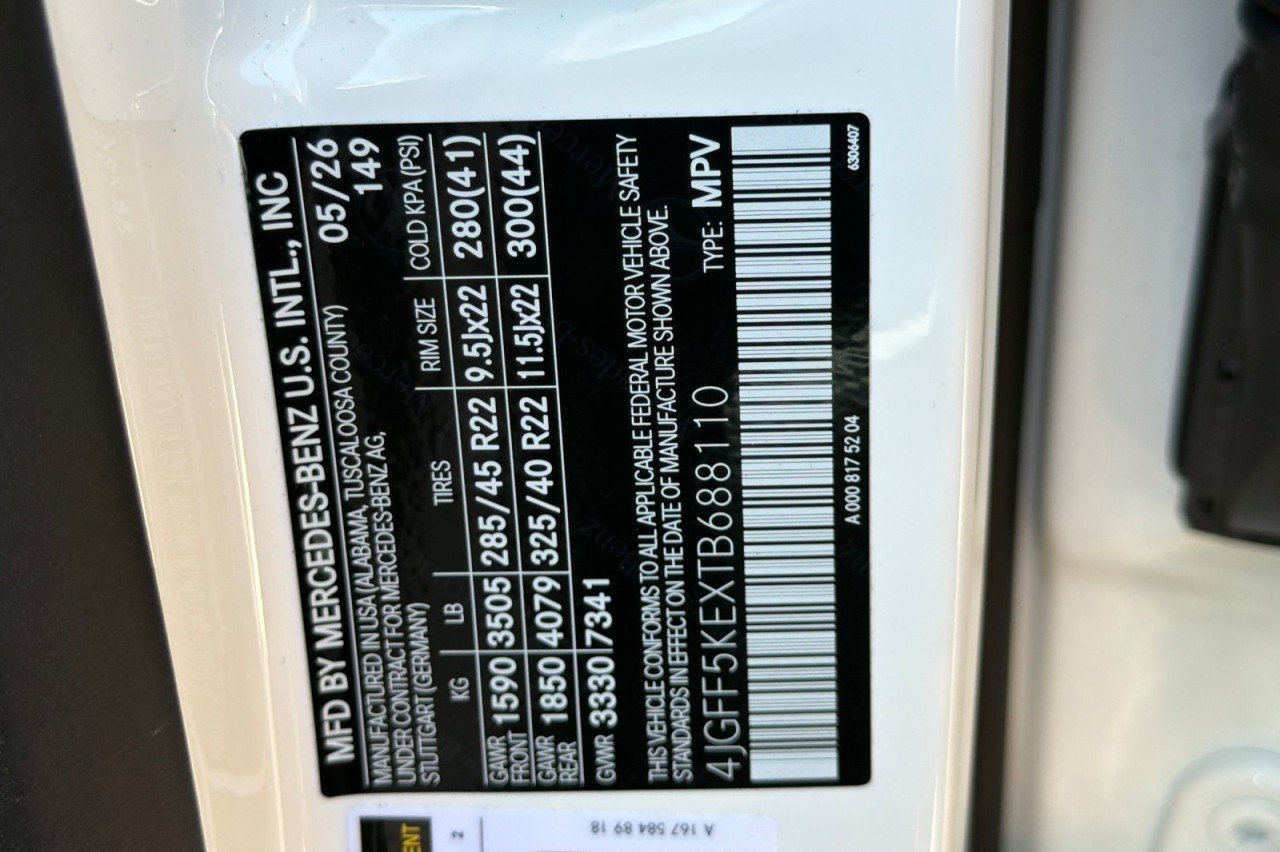 New 2026 Polar White Mercedes-Benz GLS 450 4MATIC® SUV image 29