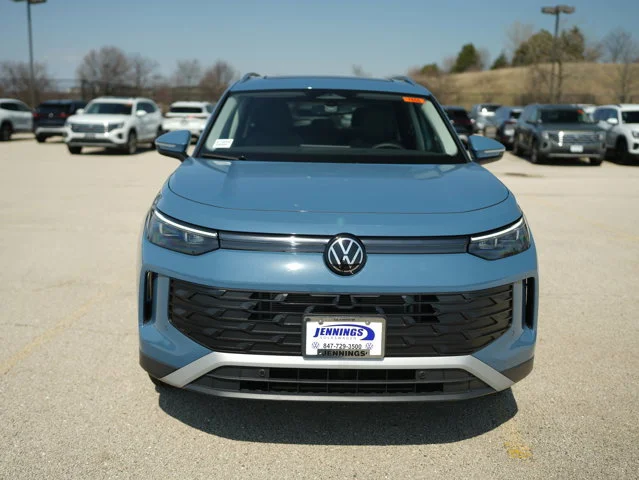 New 2026 Monterey Blue Pearl Volkswagen 2.0T SE image 3