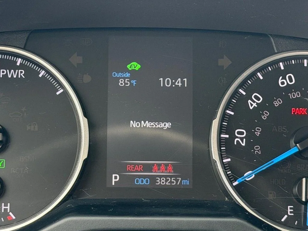 Certified Used 2022 Gray Toyota LE image 20