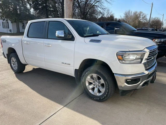 2024 RAM 1500 Laramie 4x4 Crew Cab 5'7's photo