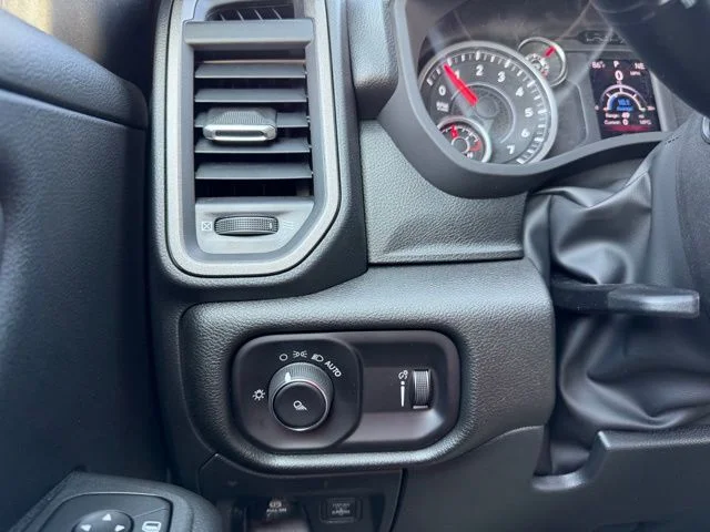 2026 RAM 1500 Tradesman - Photo 17