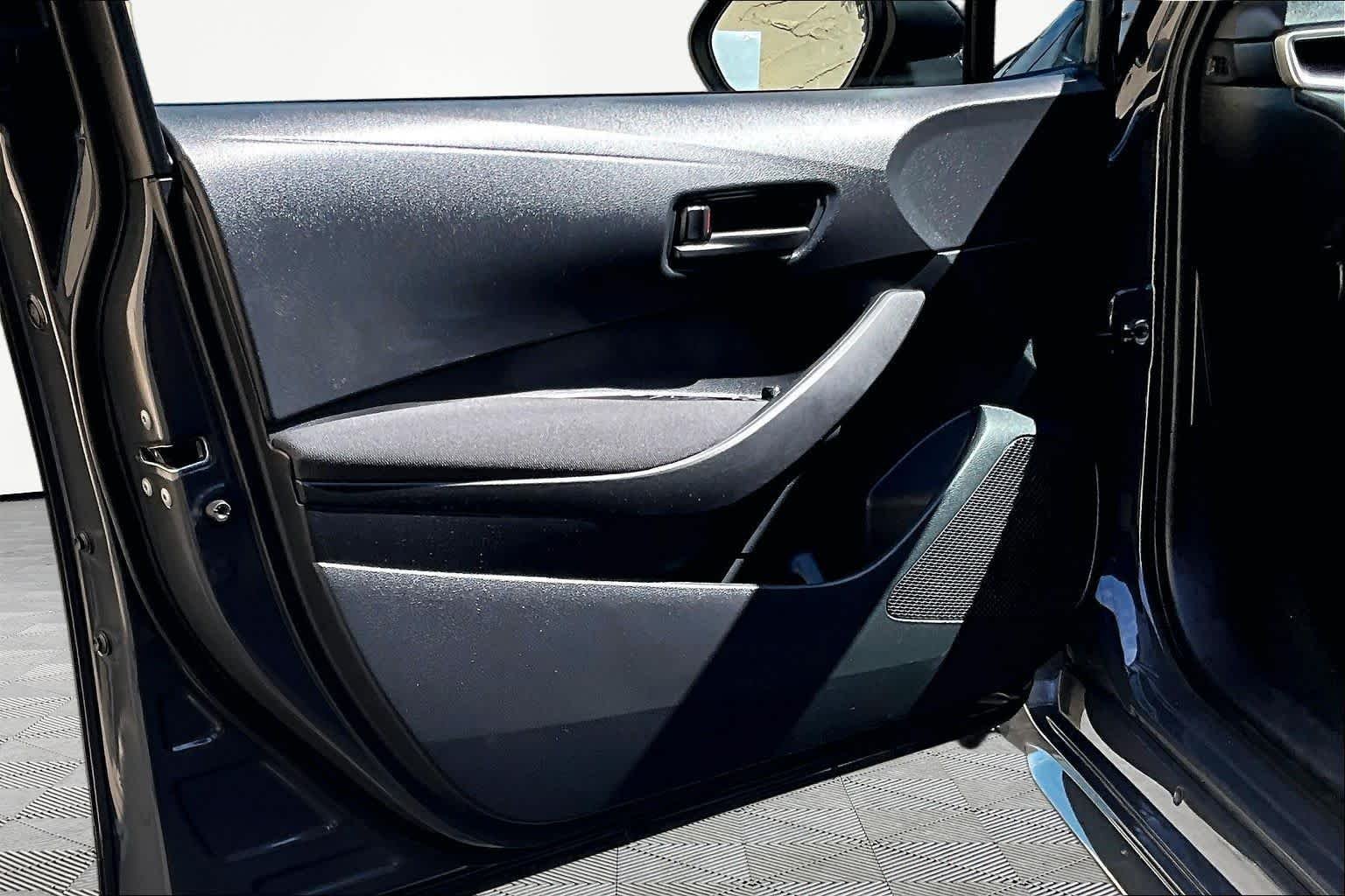 Used 2023 Underground Toyota LE image 22