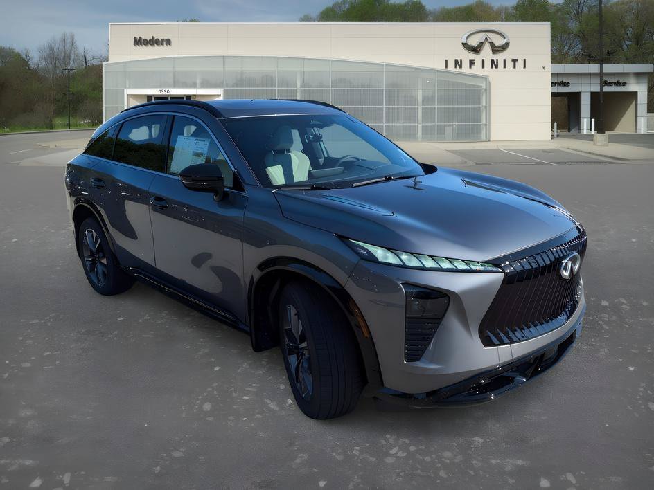 New 2027 GRAPHITE SHADOW INFINITI LUXE image 3