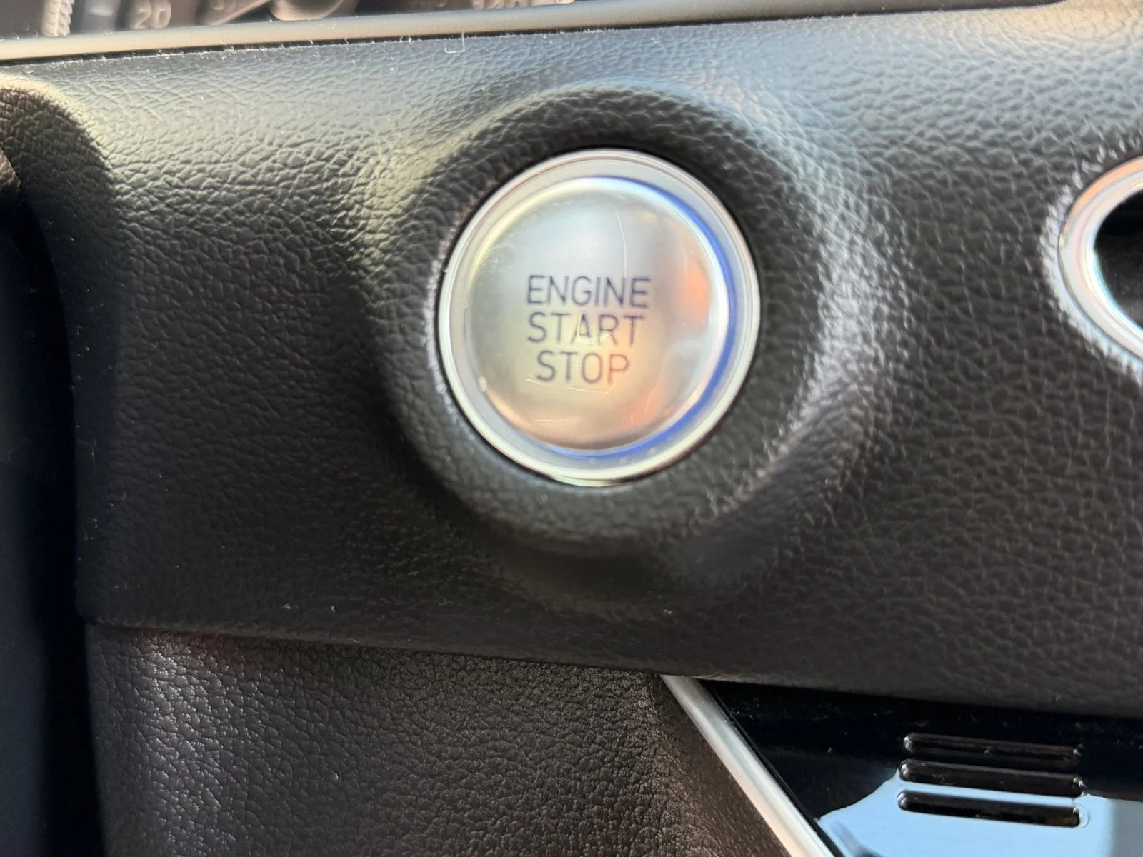 Used 2022 Portofino Gray Hyundai SEL image 12