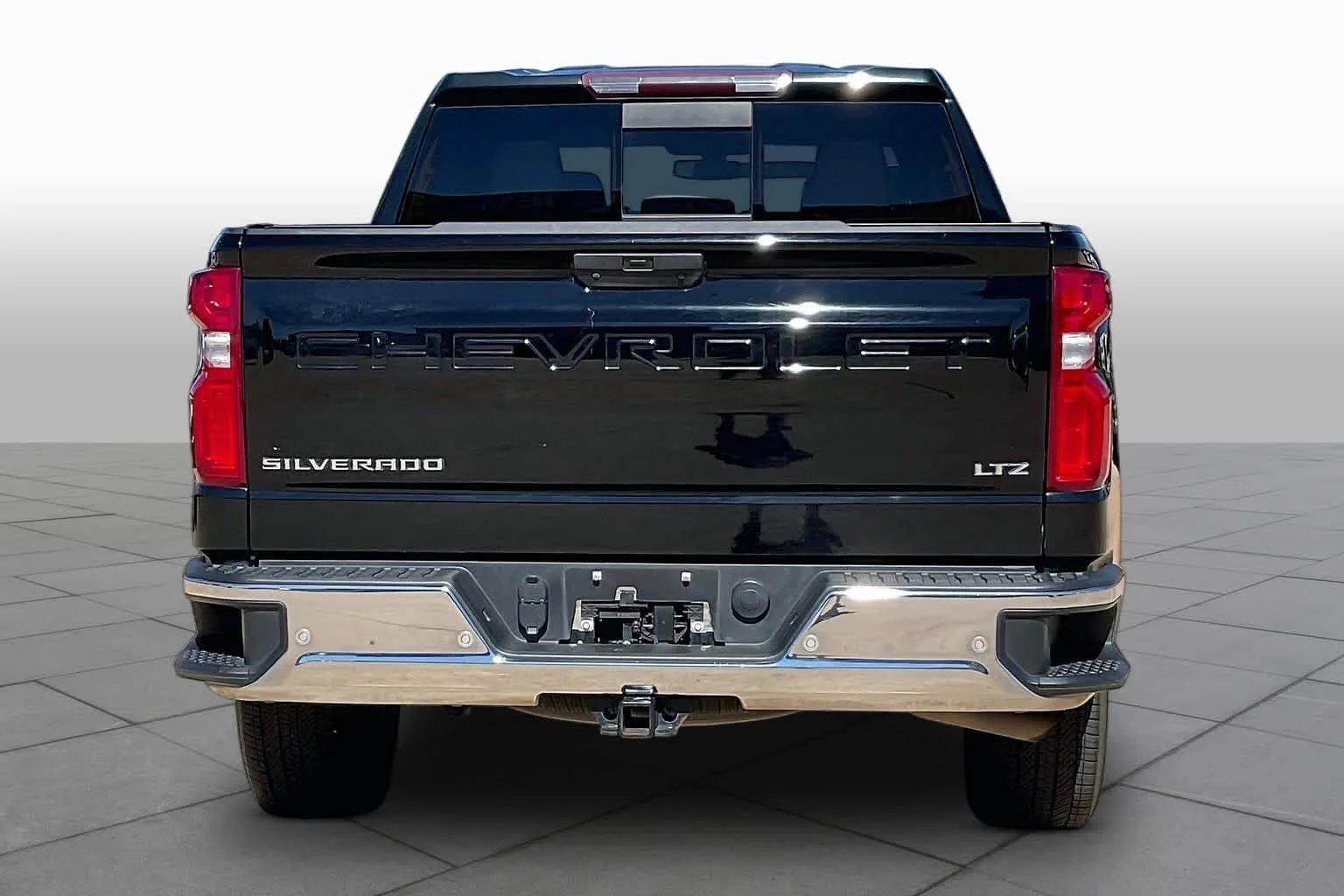 Used 2021 Black Chevrolet LTZ image 5