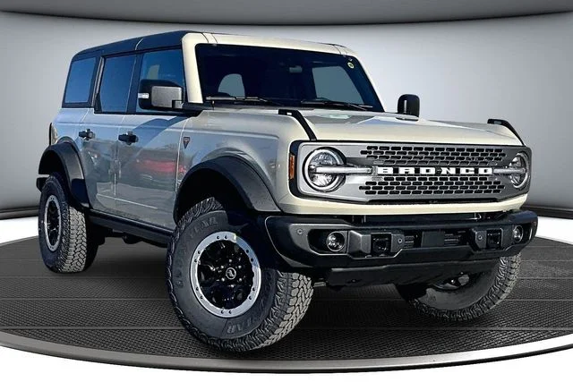 New 2025 Desert Sand Ford Badlands® image 2