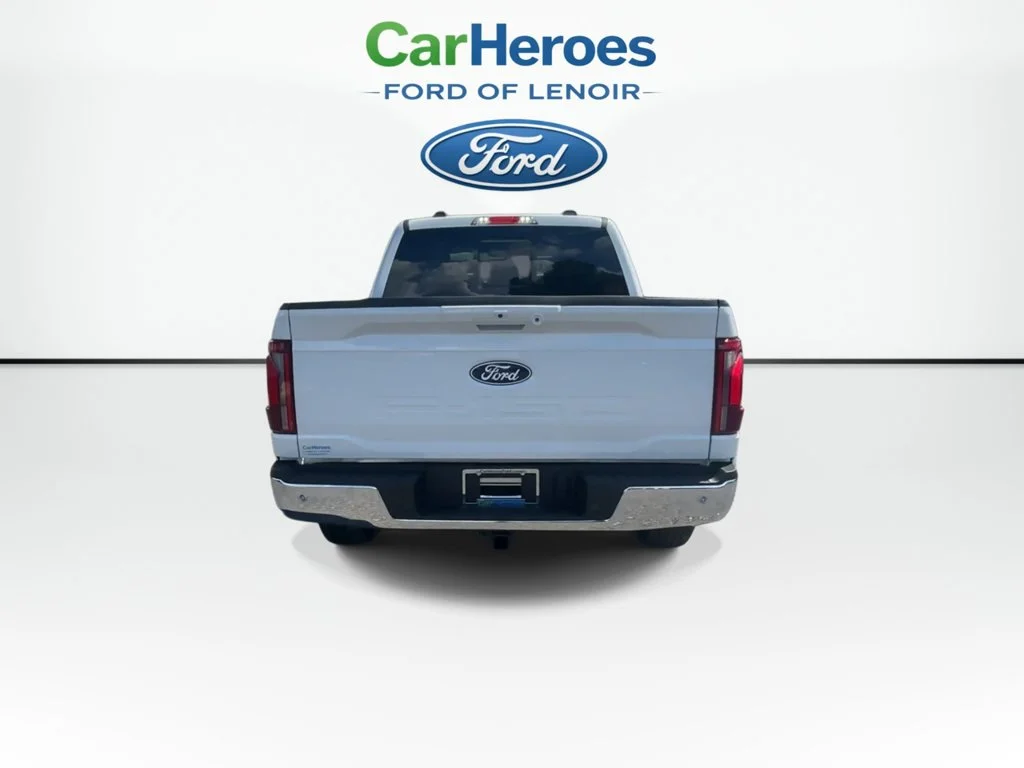 New 2026 Oxford White Ford Lariat® image 7