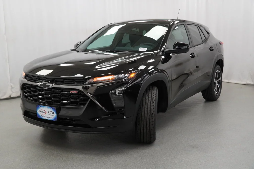 New 2026 Mosaic Black Metallic Chevrolet 1RS image 18