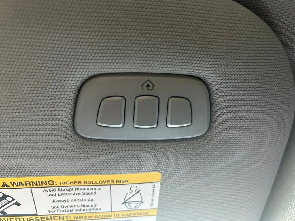 Used 2025 White Ford XL image 59