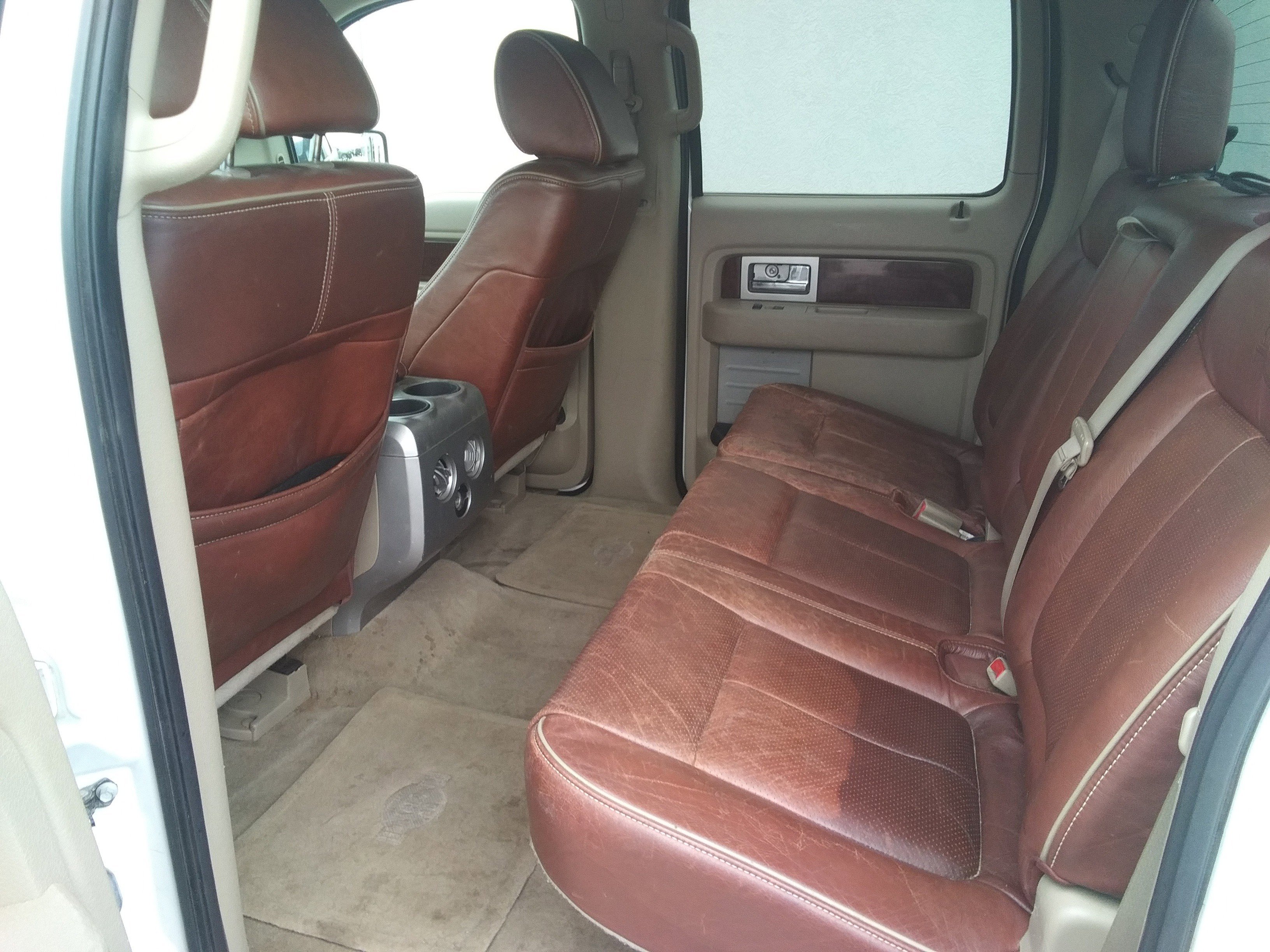 2010 Ford F-150 King Ranch photo 2