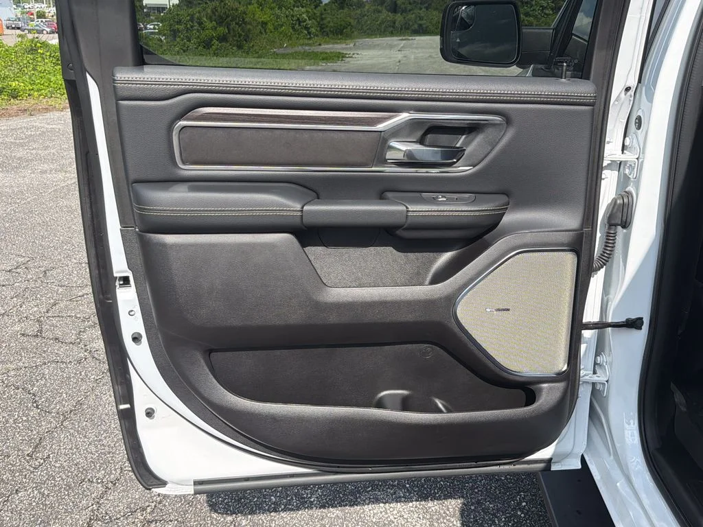 New 2026 Bright White Clear-Coat Exterior Paint RAM Laramie image 19