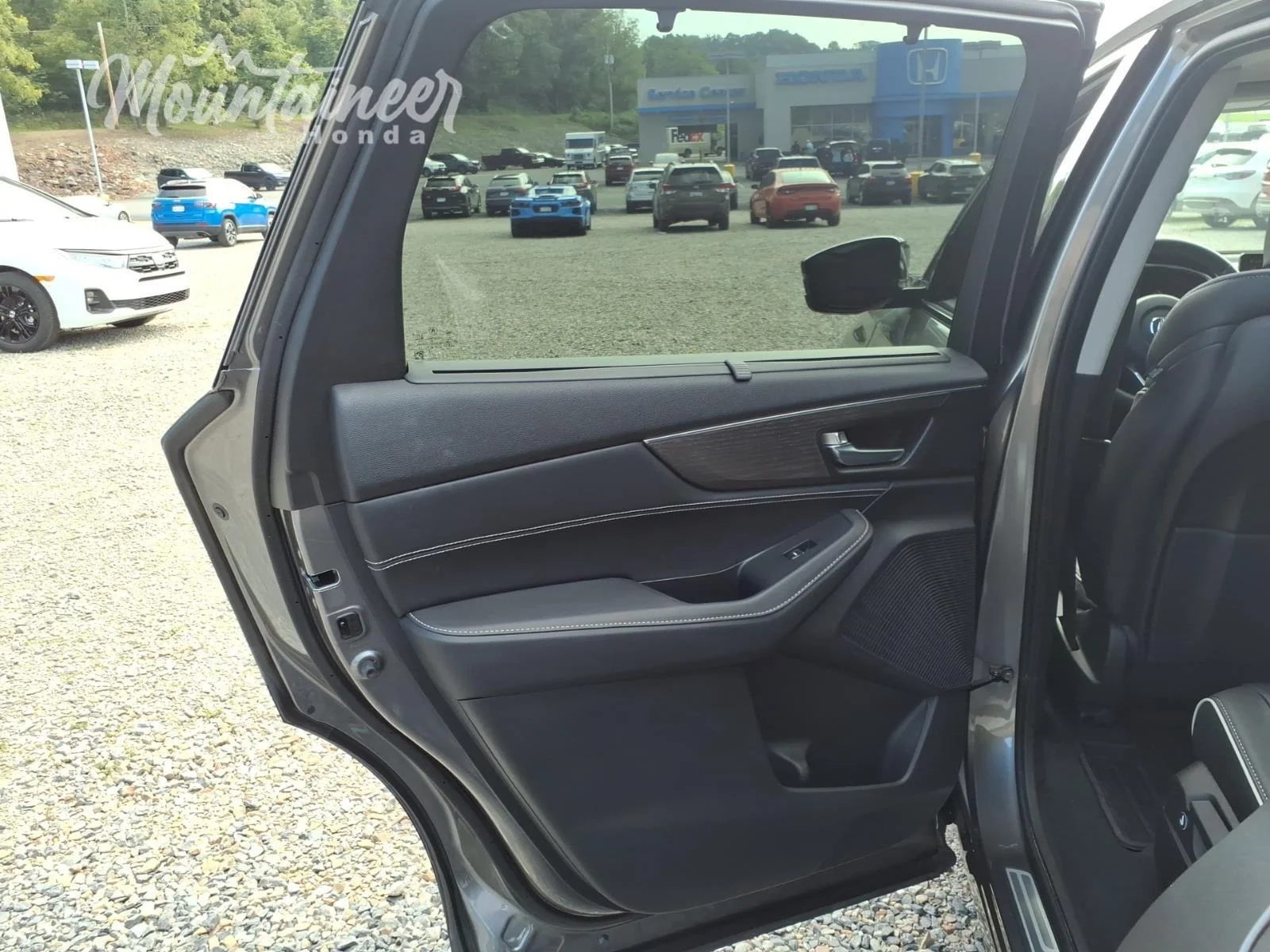 Used 2023 Liquid Carbon Metallic Acura SH-AWD w/Advance image 14
