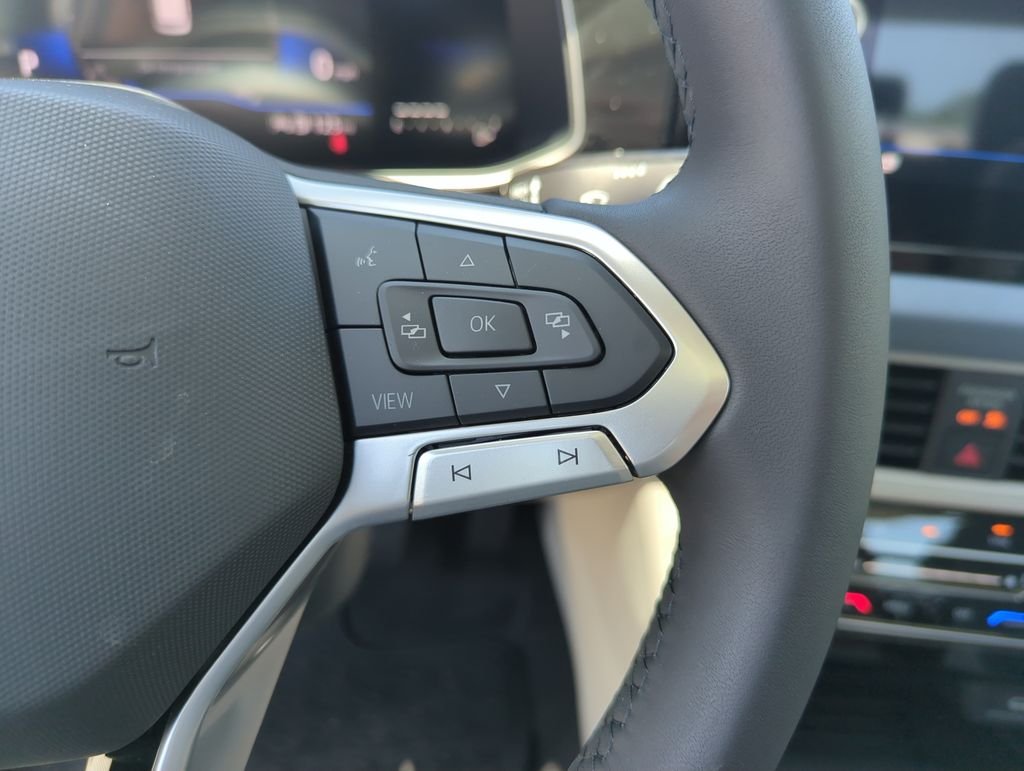 New 2026 White Volkswagen 1.5T SE image 23