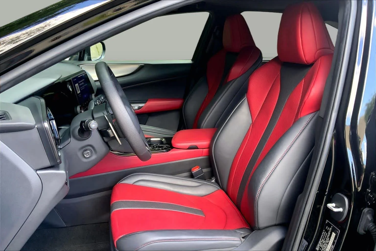 Used 2023 Obsidian Lexus F SPORT Handling image 9