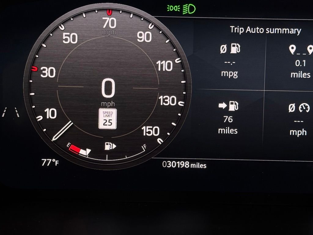 2024 Land Rover Defender X-Dynamic SE - Photo 19