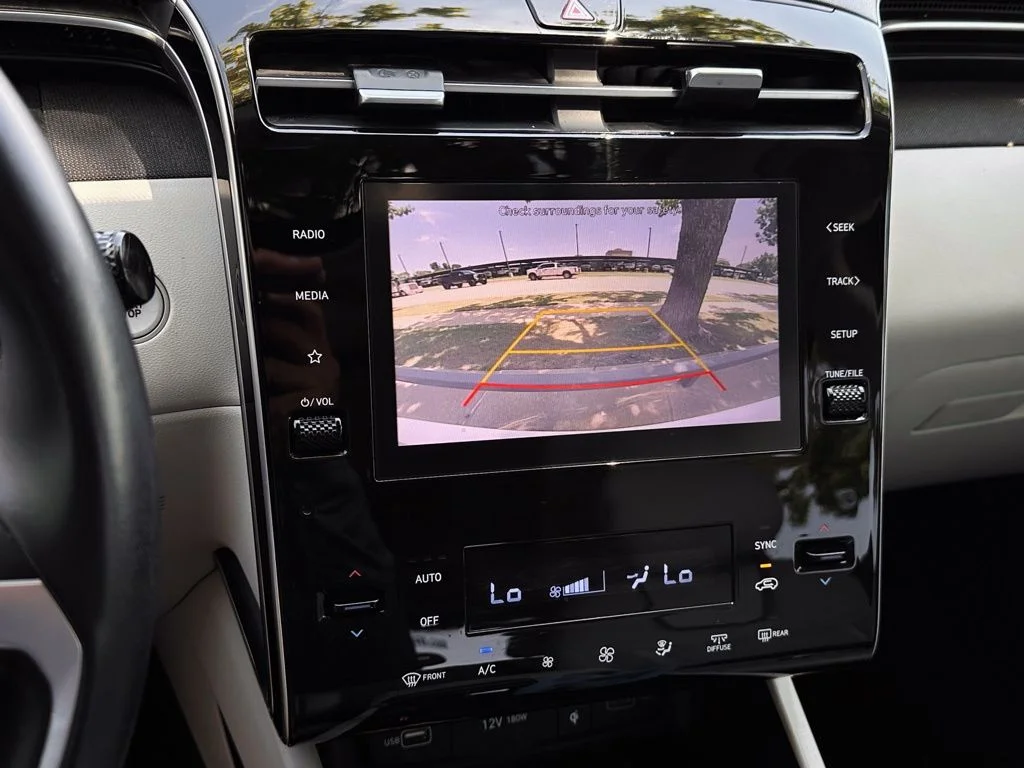 Used 2022 Gray Hyundai SEL image 11