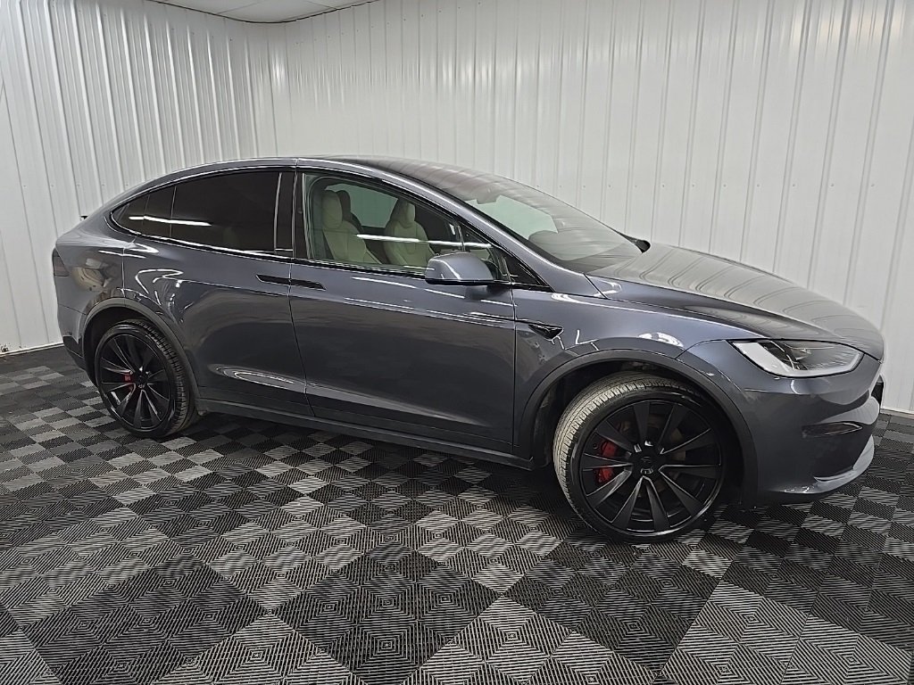 2023 Tesla Model X Plaid