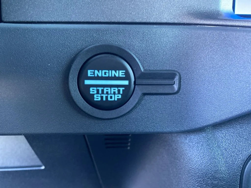 2025 Ford Bronco 4-Door Base - Photo 24