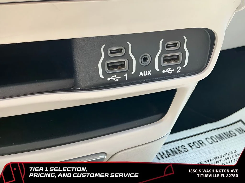 Used 2023 White Chrysler LX image 29