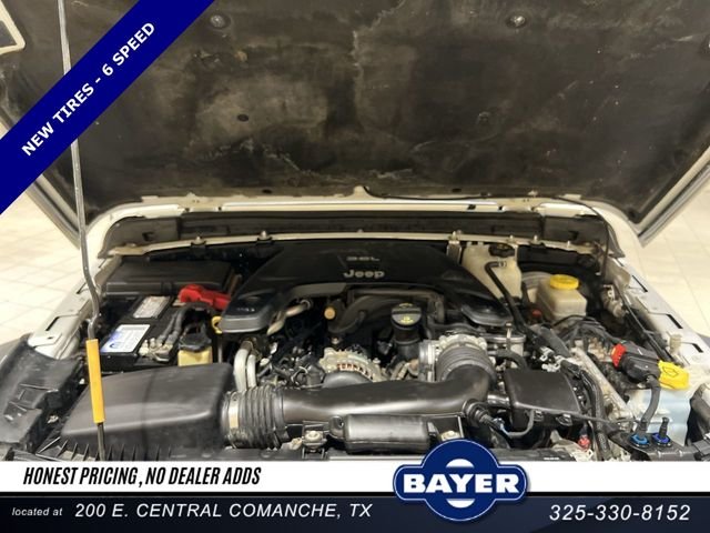 Used 2018 White Jeep Unlimited Sport image 24