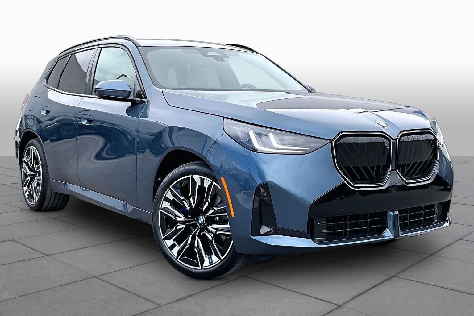 New 2026 Arctic Race Blue Metallic BMW 30 xDrive image 2