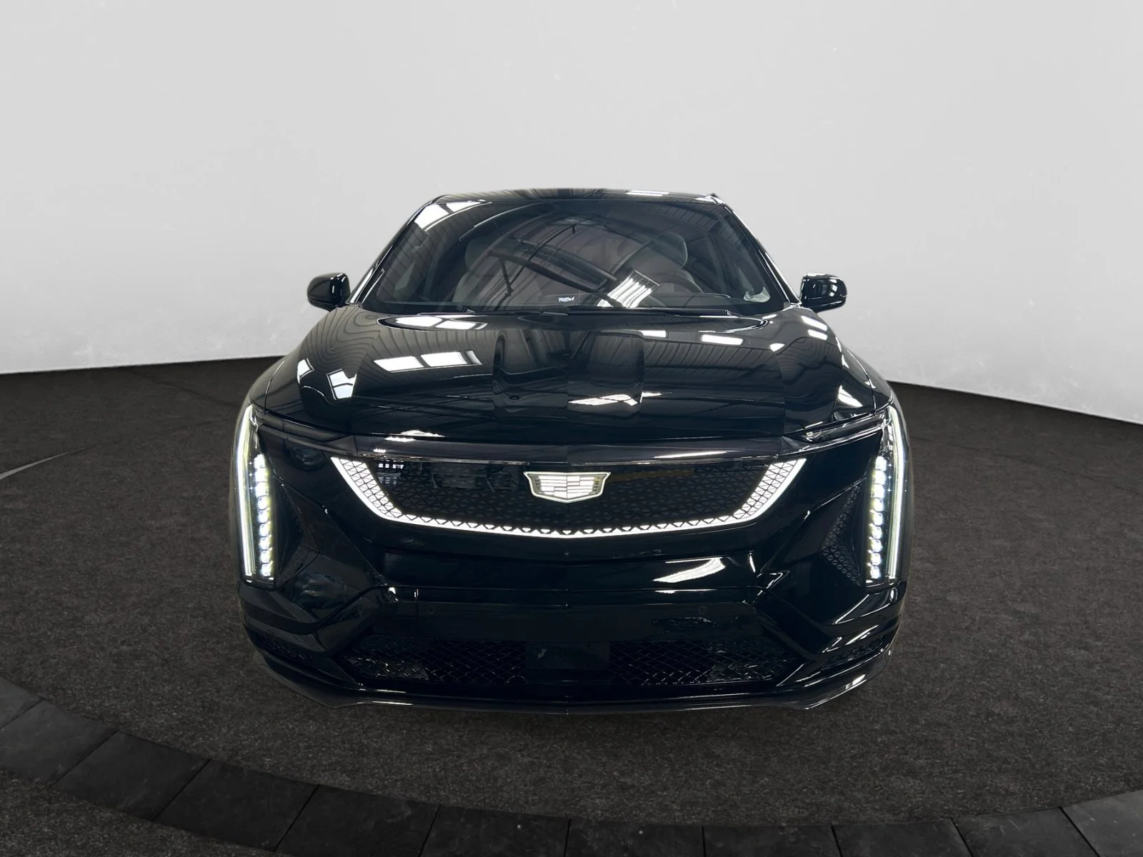 New 2026 Black Raven Cadillac OPTIQ-V image 8