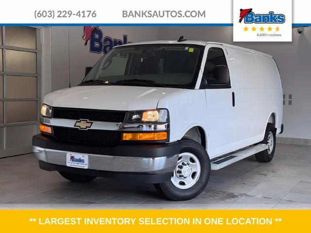 2025 Chevrolet Express Cargo WT