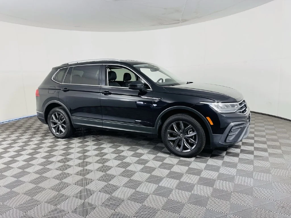 Used 2023 Volkswagen Tiguan SE with VIN 3VV3B7AX3PM083346 for sale in Monrovia, CA