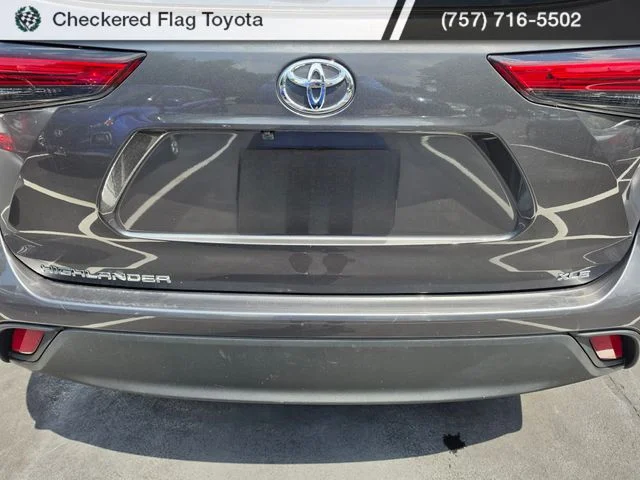 Used 2023 Magnetic Gray Metallic Toyota XLE image 7