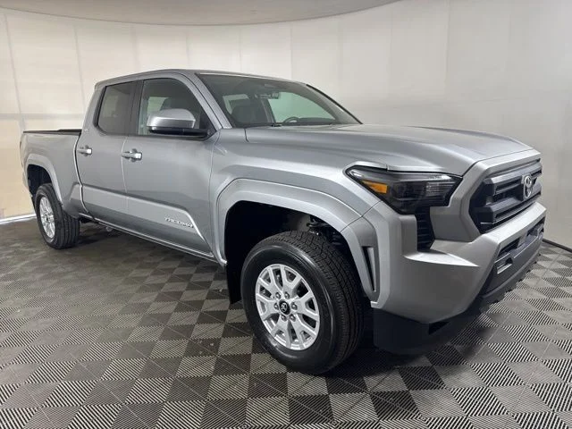 2024 Toyota Tacoma SR5 4x4 Double Cab Long Bed's photo