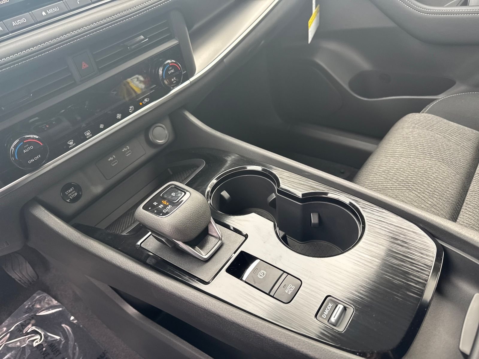 New 2026 Nissan Rogue SV 4D Sport Utility