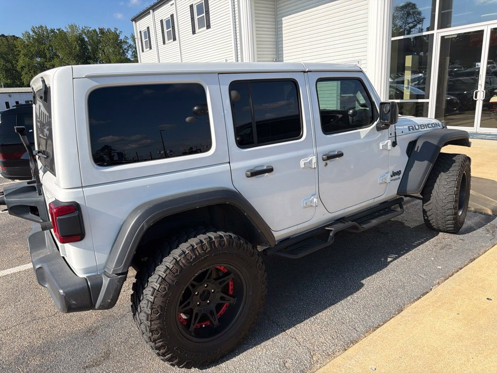 Used 2022 White Jeep Unlimited Rubicon 4xe image 5