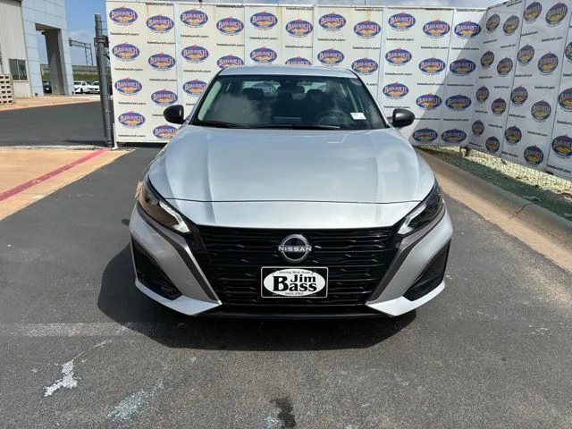 New 2026 Brilliant Silver Metallic Nissan 2.5 SV image 3