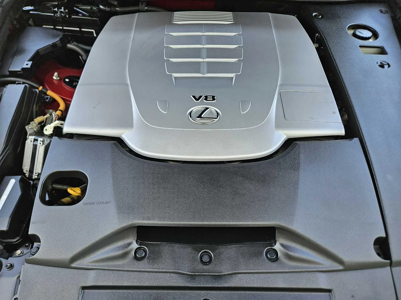 Used 2010 Matador Red Mica Lexus  image 23