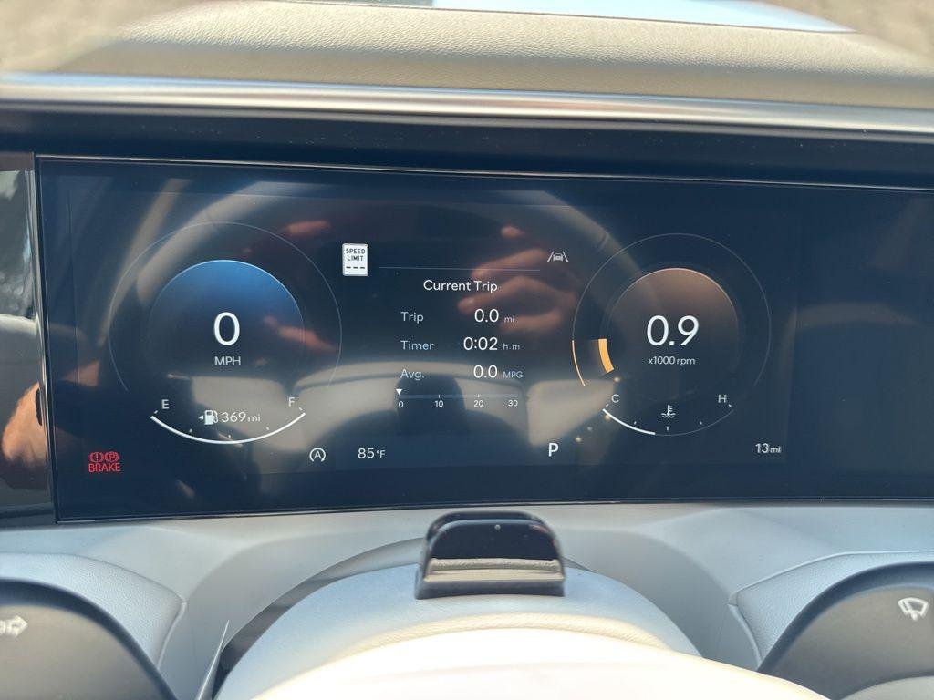 New 2026 Silver Hyundai SEL Premium AWD image 10