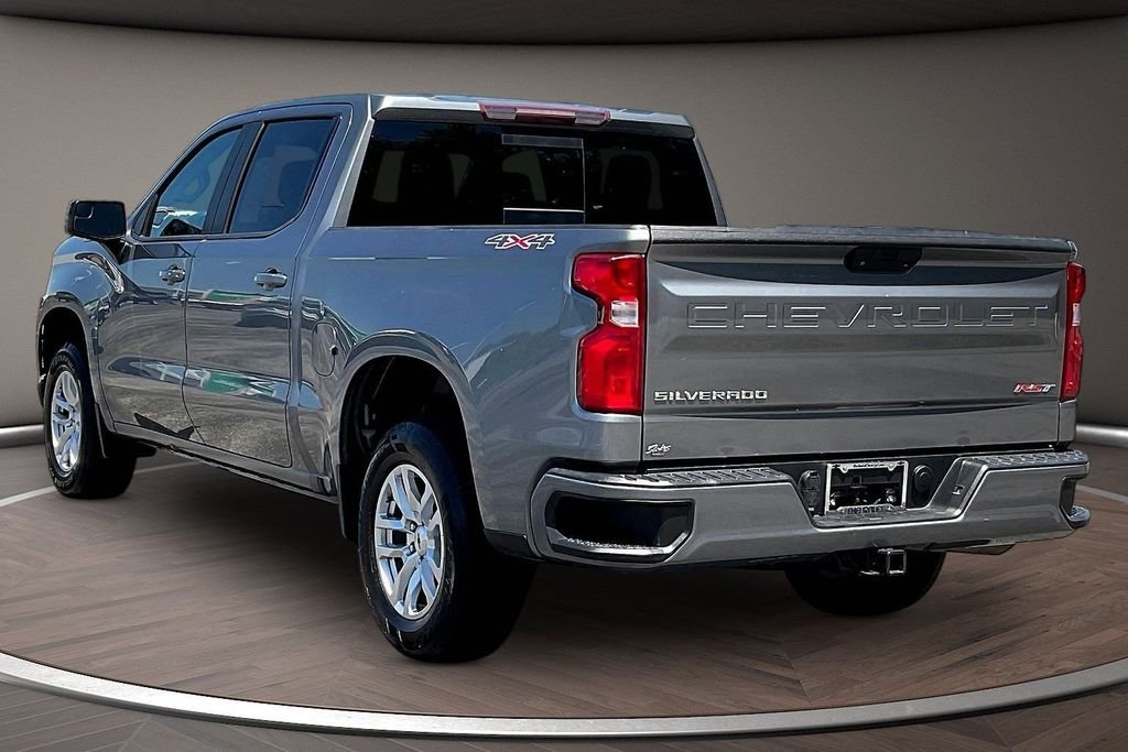 Used 2020 Gray Chevrolet RST image 5