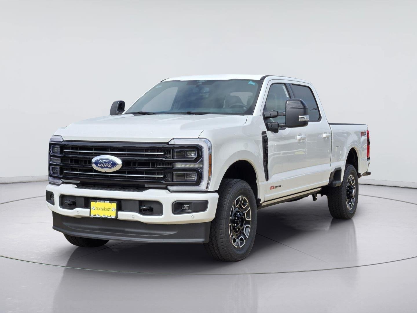 New 2026 Star White Metallic Tri-Coat Ford F-250® Platinum® image 2