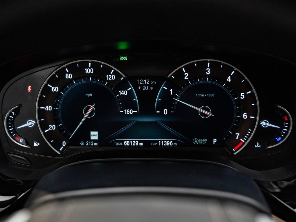 Used 2019 Jet Black BMW 540i image 30