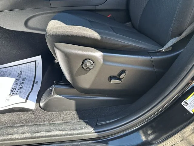 Used 2020 Black Jeep Laredo E image 16