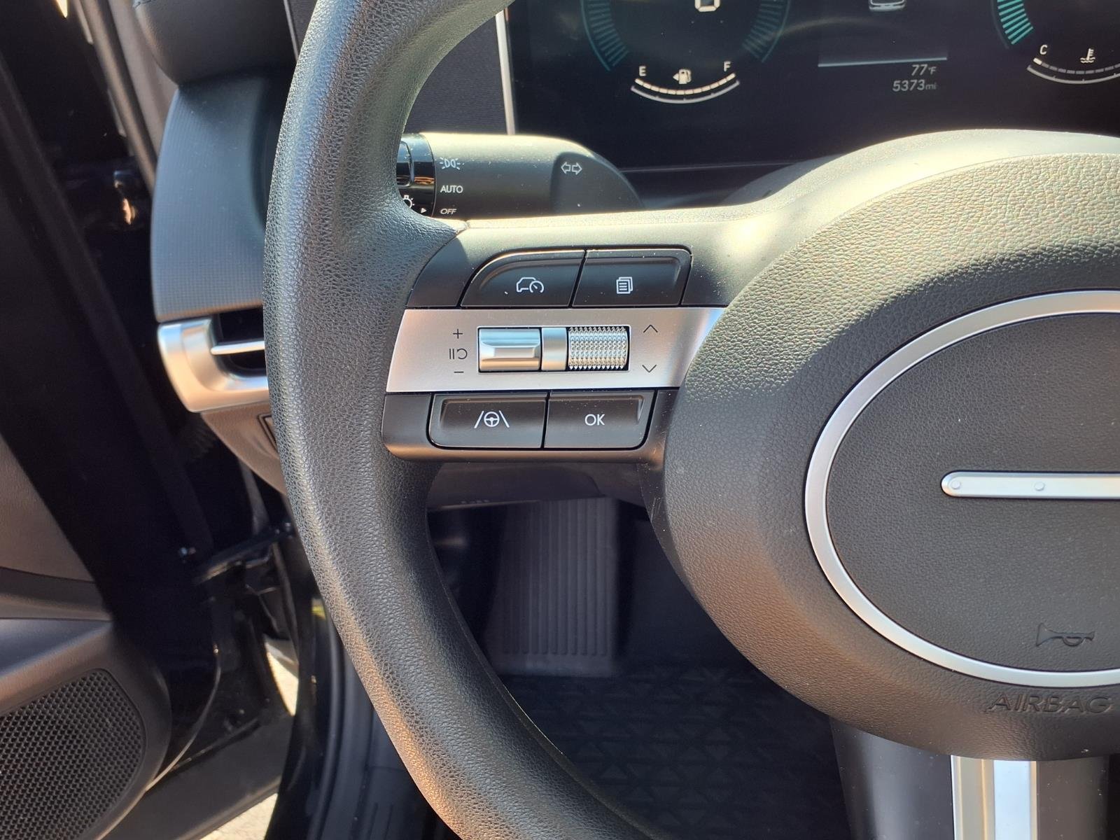 2025 Hyundai Santa Cruz SE - Photo 7