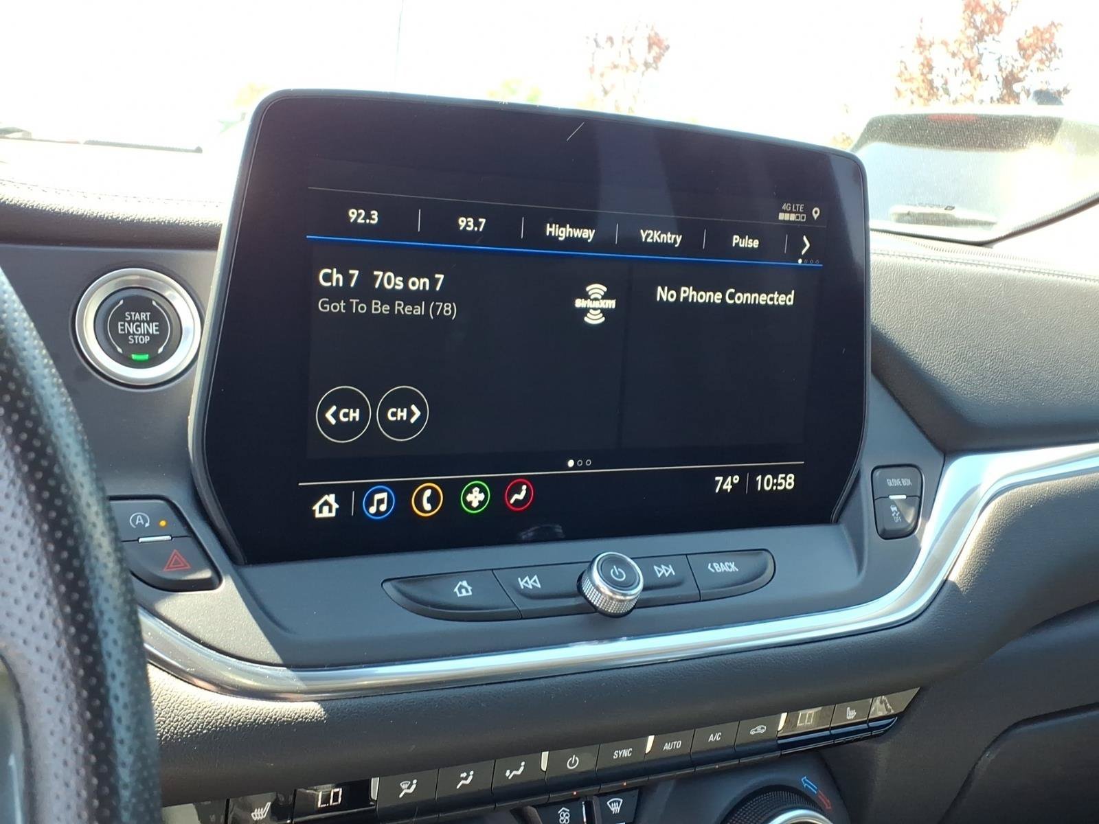 Used 2023 BLACK Chevrolet LT image 11