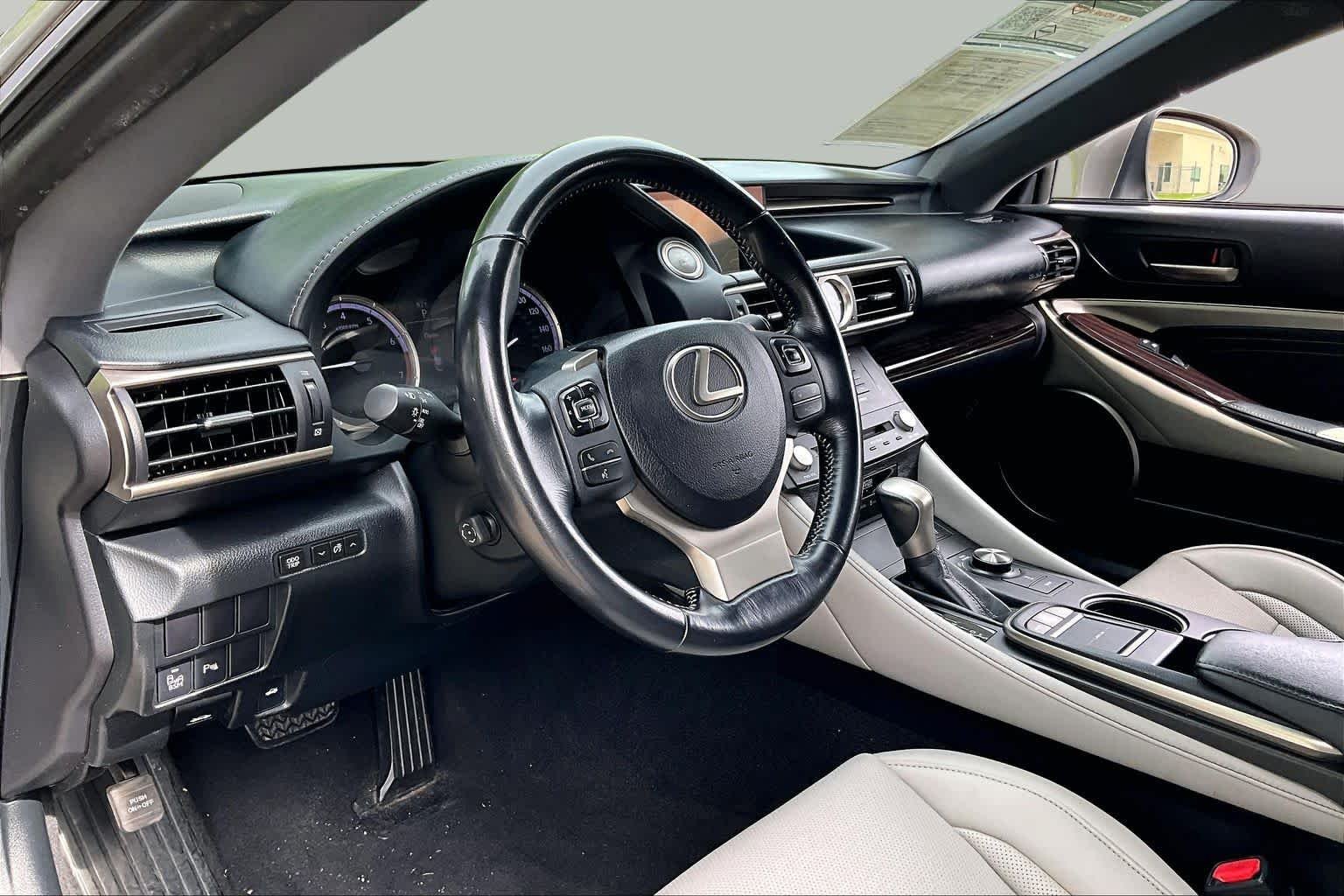 Used 2015 Atomic Silver Lexus  image 16