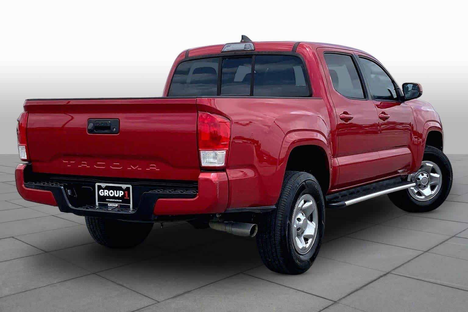 Used 2017 Barcelona Red Metallic Toyota SR image 13