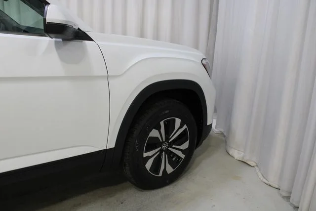 New 2026 White Volkswagen 2.0T SE image 26