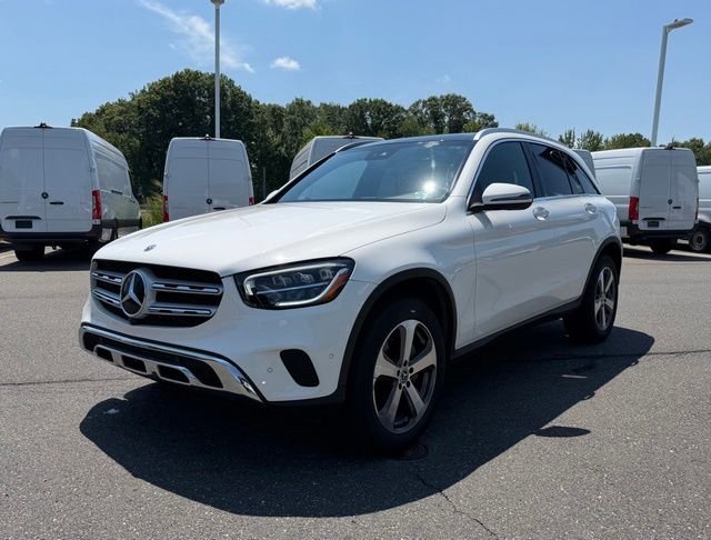 Certified Used 2022 White Mercedes-Benz GLC 300 image 3