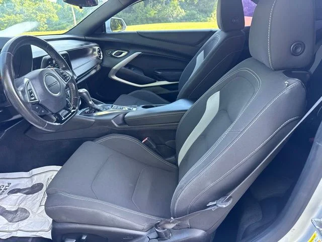Used 2017 Silver Chevrolet SS image 14
