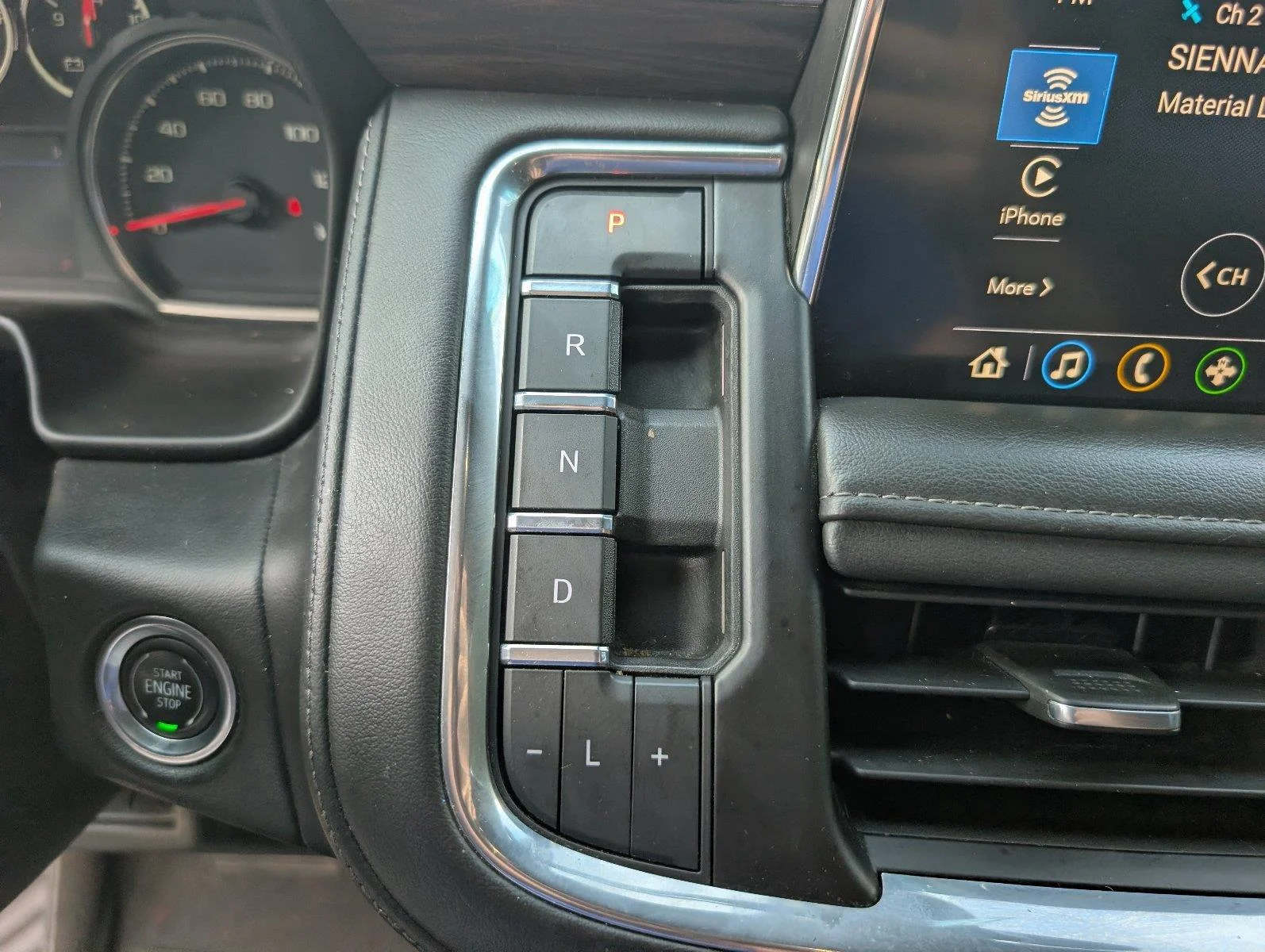 Used 2021 Shadow Gray Metallic Chevrolet LT image 21